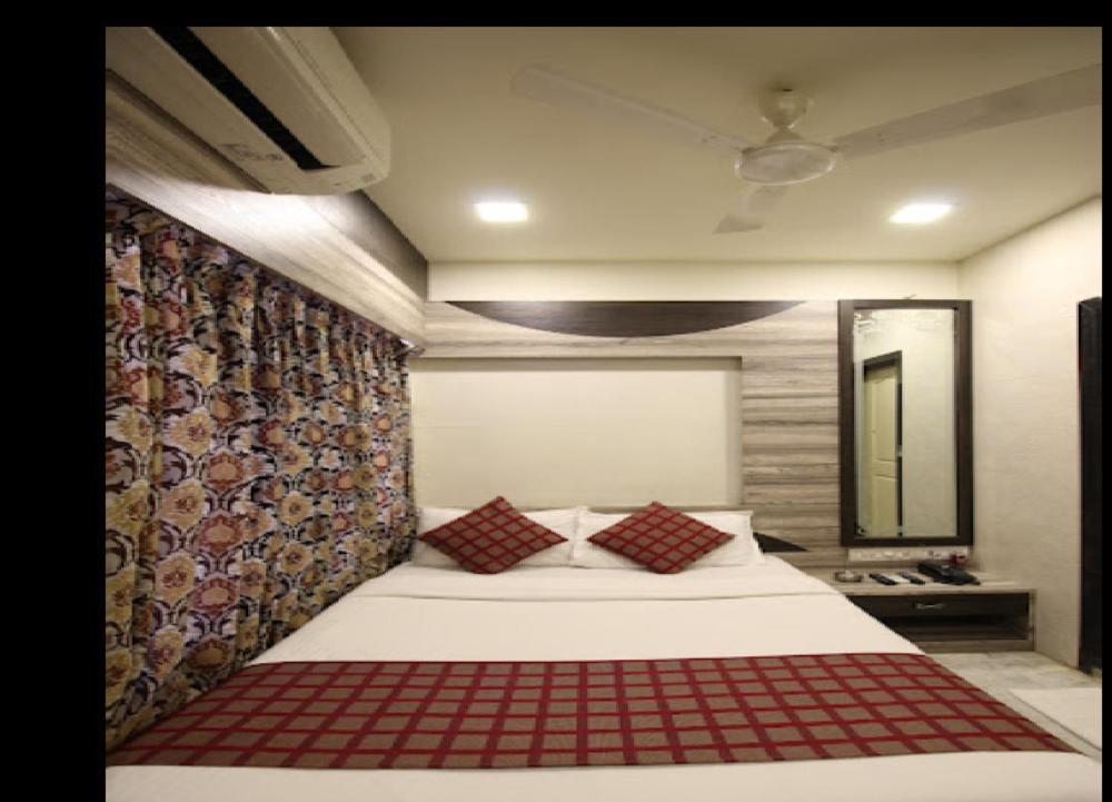 Hotel Oc Residency Bombaim Exterior foto