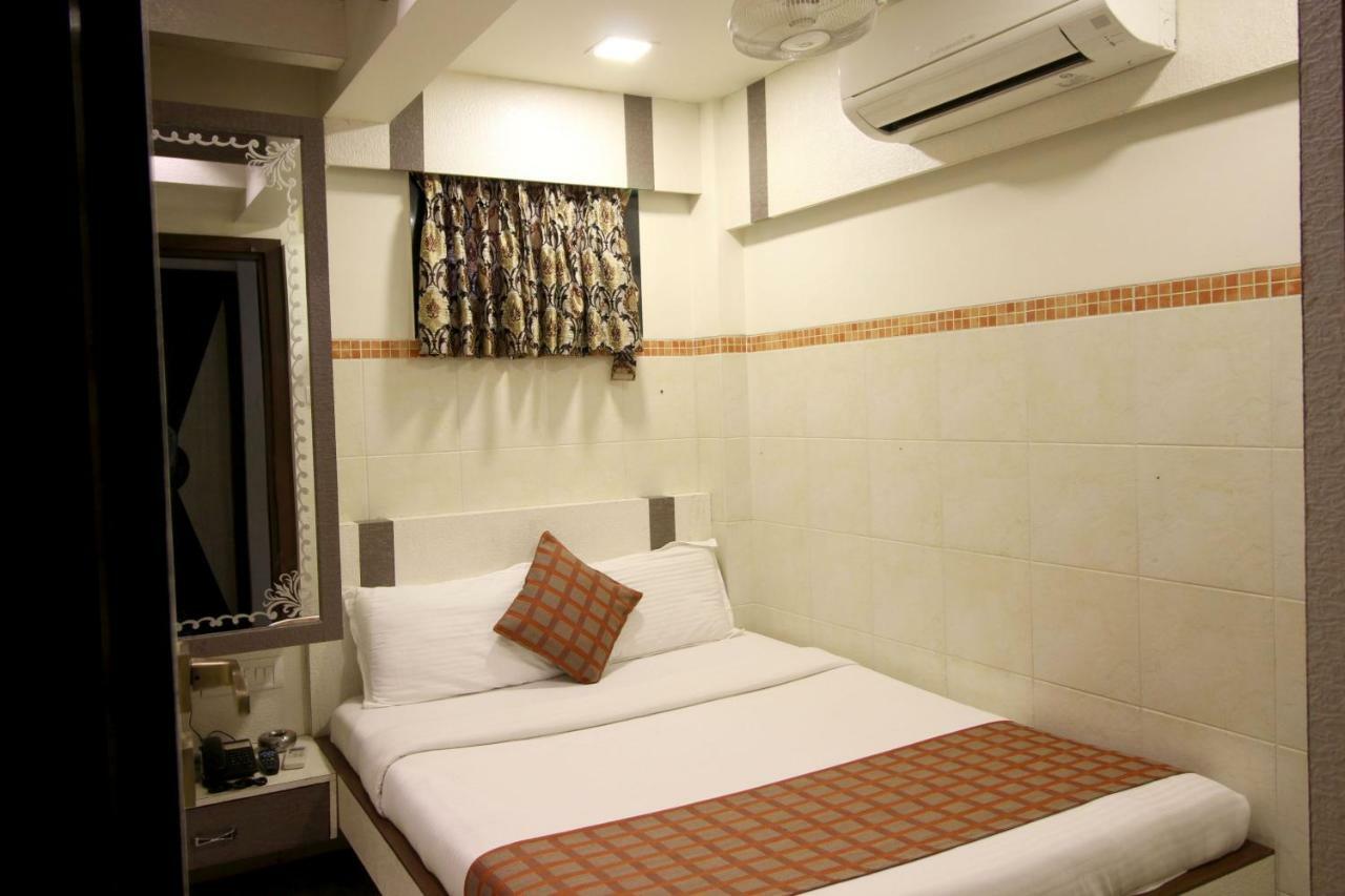 Hotel Oc Residency Bombaim Exterior foto